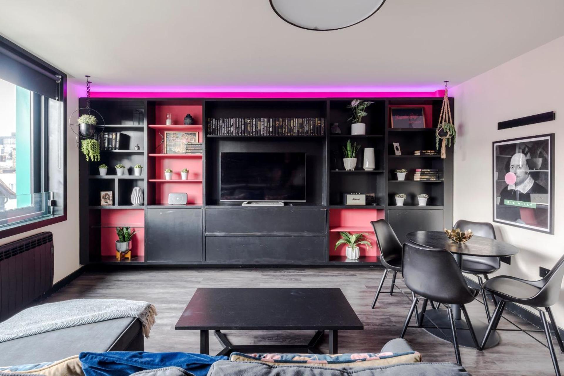 The Influencer Suite - Soho - By Frankie Says London Bagian luar foto